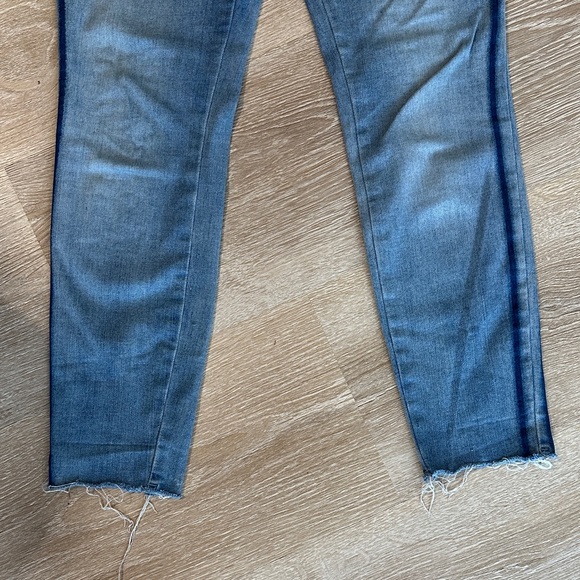 PacSun Light Wash Raw Hem Ankle Jeggings 26 Skinny Stretch - Picture 5 of 8